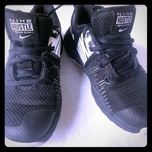 Nike kids Team Hustle Quick shoes size 12 child